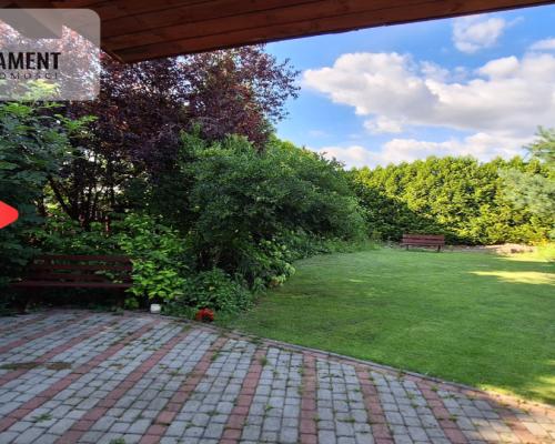 Wyjątkowy dom w Myślęcinku z domkiem dla gości