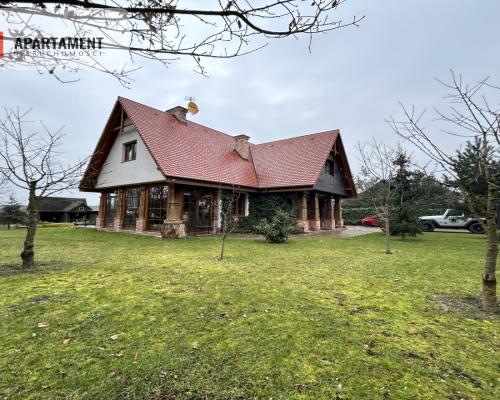 DOM PRZY LESIE/ GMINA DOBRCZ