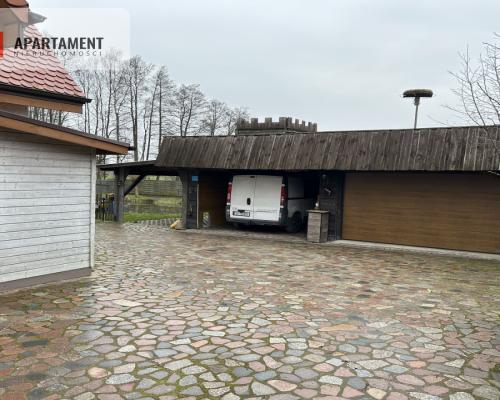 DOM PRZY LESIE/ GMINA DOBRCZ