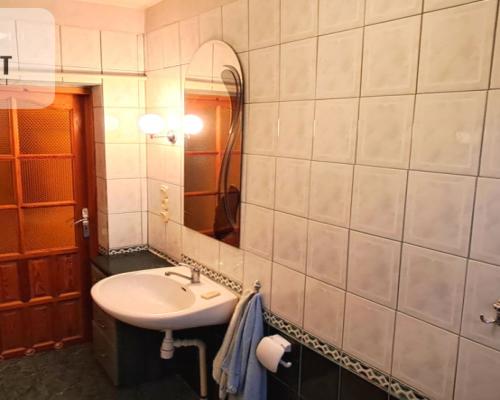 Piętro domu z ogrodem