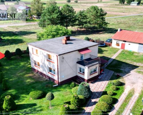 Dom w pięknej okolicy jezior . Tylko u nas !!!