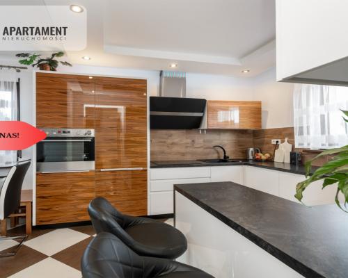 Zadbany dom wolnostojący z dużym ogrodem!