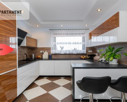 Zadbany dom wolnostojący z dużym ogrodem!