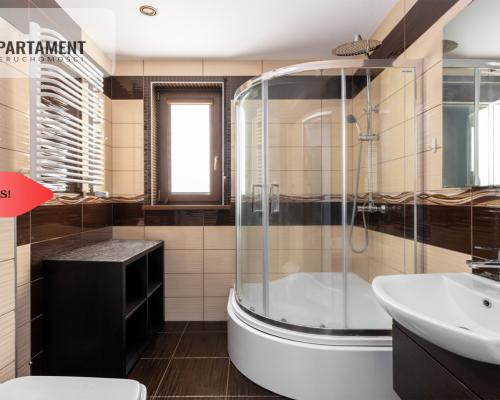 Zadbany dom wolnostojący z dużym ogrodem!