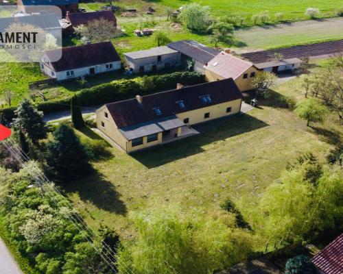 Przestronny dom w spokojnej okolicy!