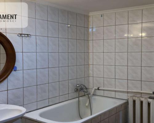 Inwestycja-6 mieszkań z dużym lokalem!