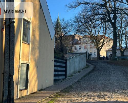 Połczyn Zdrój , Kamienica do remontu, 4x studio.