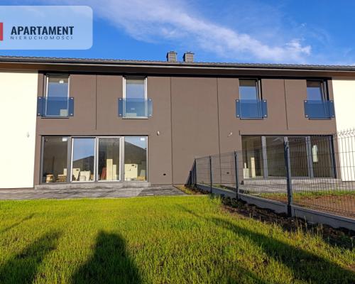 Dom blisko plaży Jezioraka. Stan deweloperski