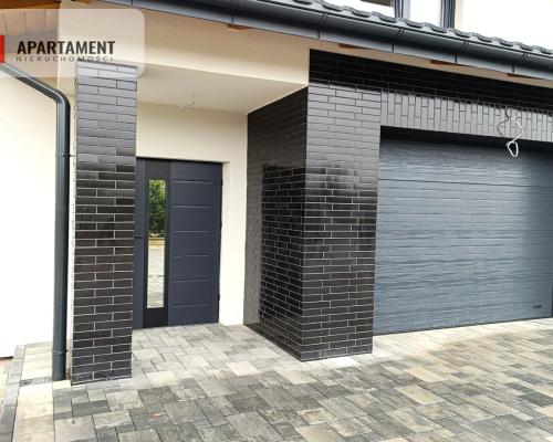 Dom blisko plaży Jezioraka. Stan deweloperski