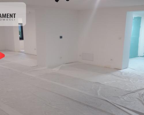 Dom w stanie deweloperskim z użytkowym poddaszem !