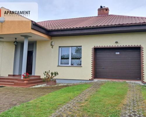 Dom z ogrodem w Cedrach Wielkich, 5 km od Mariny