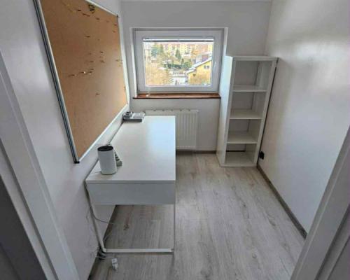 Dom z ogrodem i lokalem pod działalność