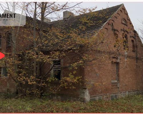 Duża działka z domem do odbudowy bądź rozbiórki