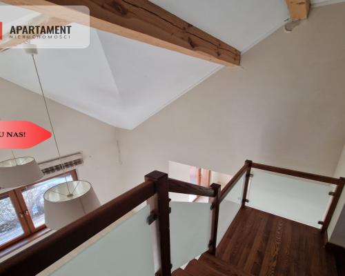 Przestronny dom na dużej działce z basenem...