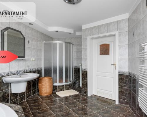 Duży dom wolnostojący!