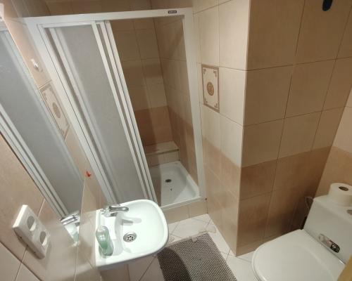 2 Domy i garaż na sprzedaż w Kurzętniku