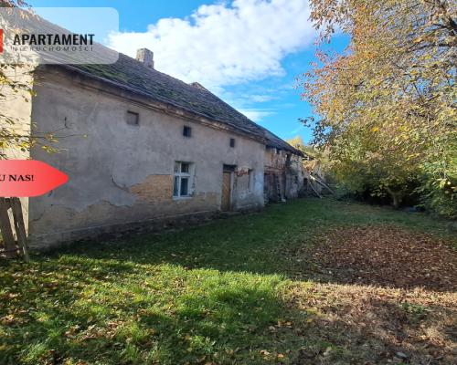 Dom na wsi do remontu z 5,5 ha ziemi.