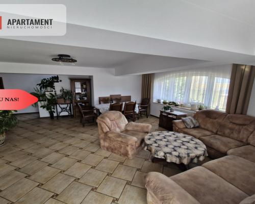 *Piękny dom pod Nakłem