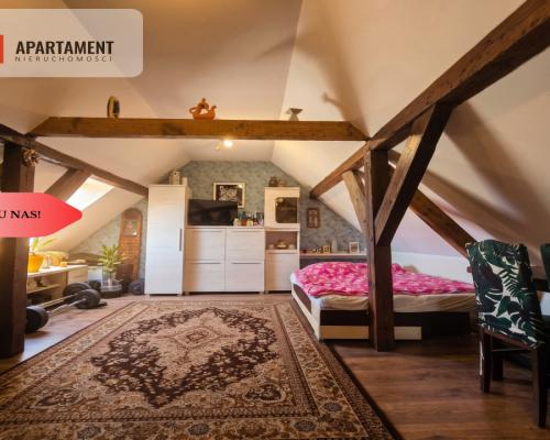 * Funkcjonalny dom z poddaszem użytkowym Łabiszyn