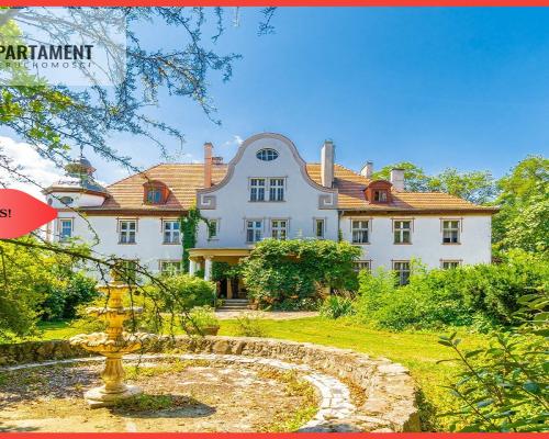 UNIKAT ZESPÓŁ PAŁACOWO-PARKOWY DWOREK NEOBAROKOWY