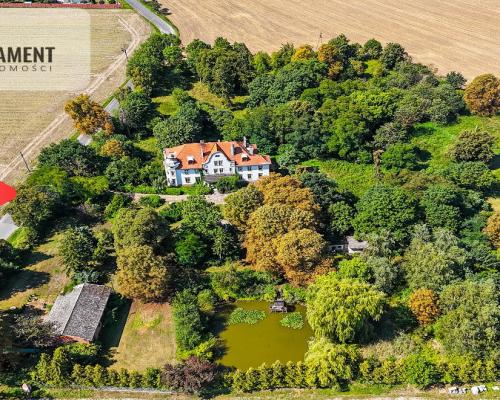 UNIKAT ZESPÓŁ PAŁACOWO-PARKOWY DWOREK NEOBAROKOWY