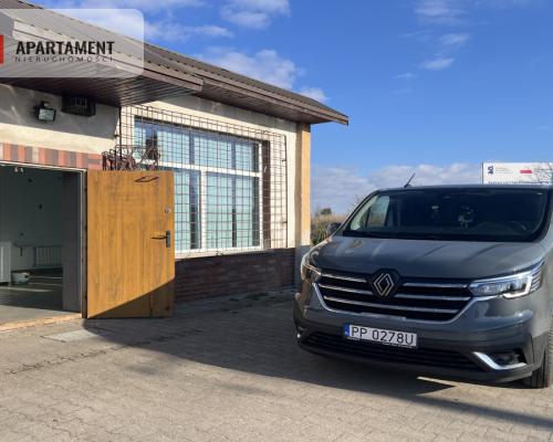 Dom wśród lasów+media+dobry stan 160 tys