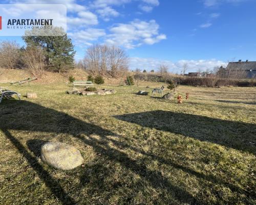 Dom wśród lasów+media+dobry stan 160 tys