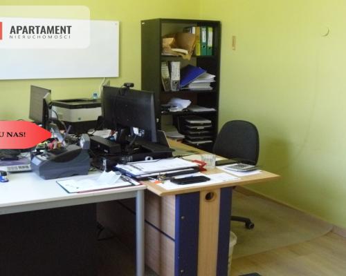 Lokal użytkowy z potencjałem w centrum Wąsosza!