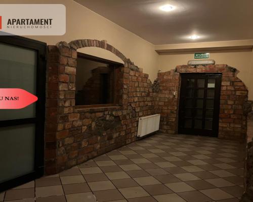 Obiekt usługowy, duży, świetna lokalizacja.