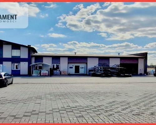 Hala z biurami, placem i mieszkaniem na piętrze