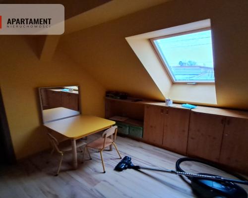 Dom z przeznaczeniem na działalność gospodarczą