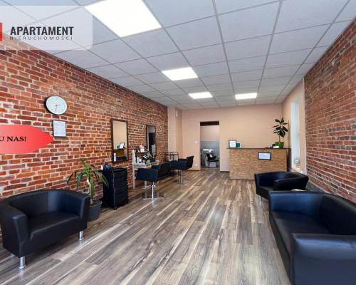 * Kamienica w centrum Kcyni