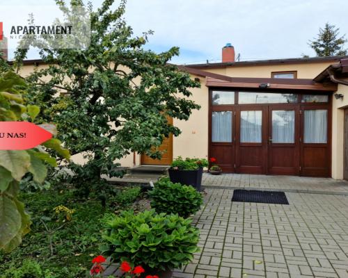 *Lokal gastronomiczny z mieszkaniami KCYNIA