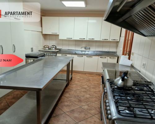 *Lokal gastronomiczny z mieszkaniami KCYNIA