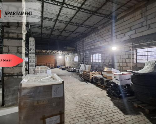 Magazyn z warsztatem samochodowym