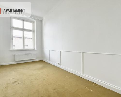 centrum, odrestaurowana kamienica, 1 piętro