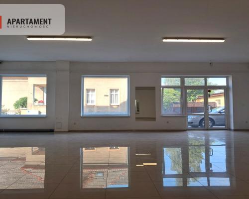 Zadbany Lokal Handlowy w centrym Złotowa