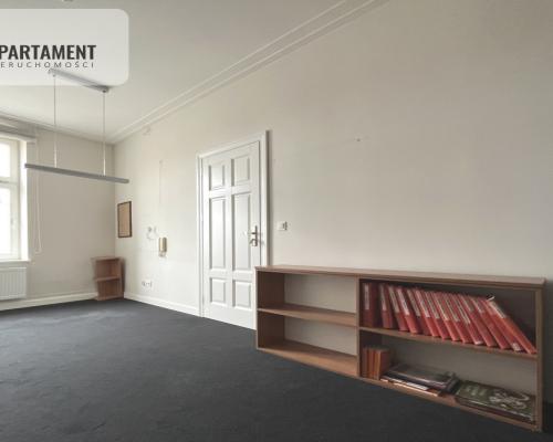 kamienica w ścisłym centrum, ogrzewanie miejskie