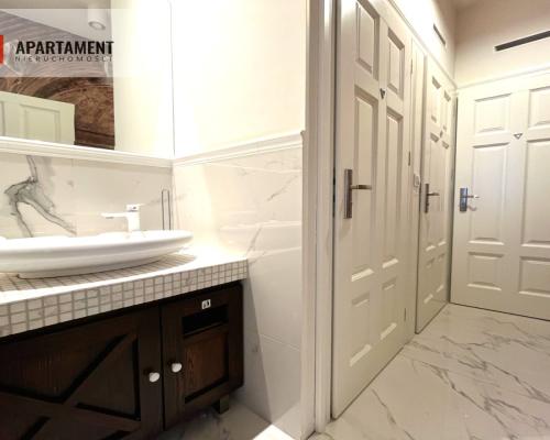 kamienica w ścisłym centrum, ogrzewanie miejskie