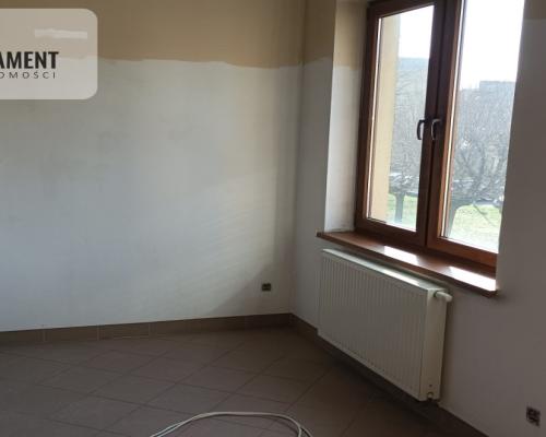 Duży lokal komercyjny do wynajęcia – Chodzież