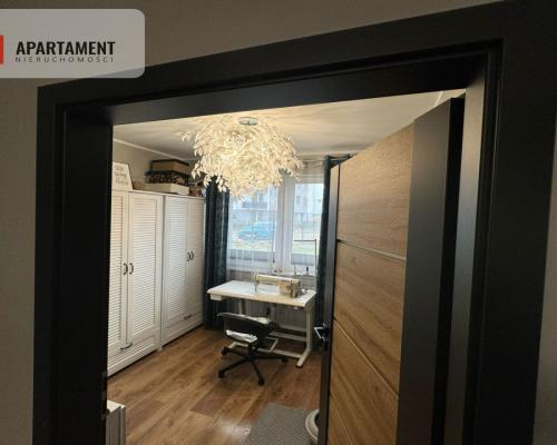 Mieszkanie miejscem postojowym..