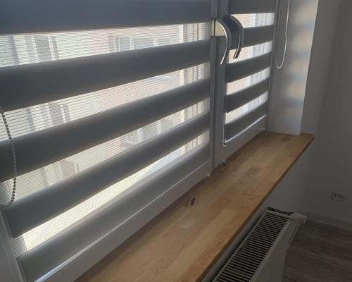 Śródmieście. Teren ogrodzony.