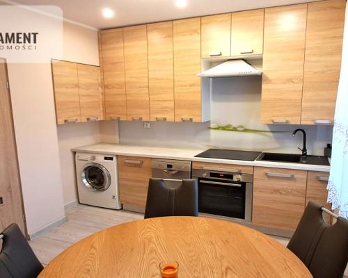 Nowa cena!Duże mieszkanie na parterze w centrum!!!