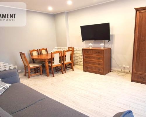 Nowa cena!Duże mieszkanie na parterze w centrum!!!