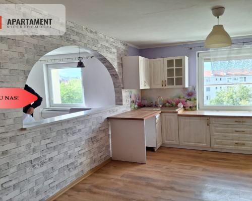 4 pokoje/komórka/piwnica/strych/ogrodzone podwórze