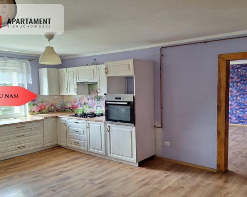 4 pokoje/komórka/piwnica/strych/ogrodzone podwórze