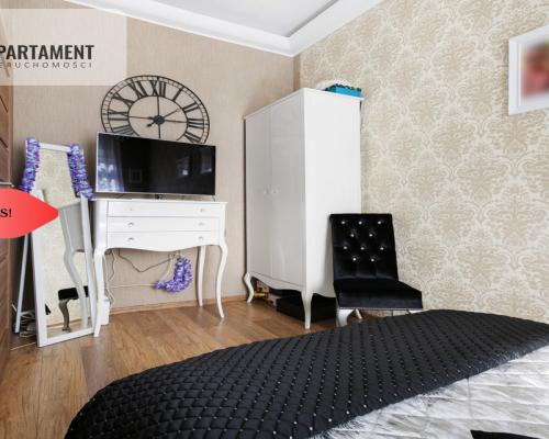 Mieszkanie w kamienicy w stylu Glamour