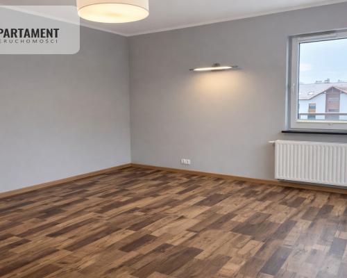 Apartament z widokiem na las