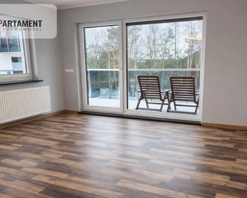 Apartament z widokiem na las