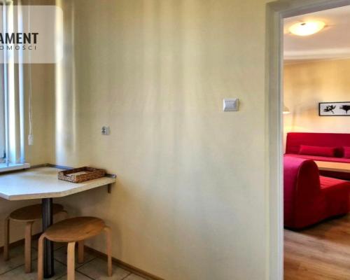 Budynek 2004-lokal umeblowany - od zaraz